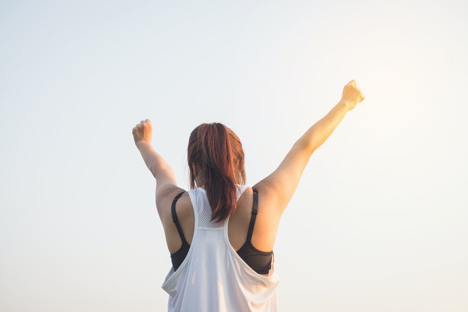 Boost Your Energy and Stay Healthy: Acai Detox and Prana Supplements for Busy Moms